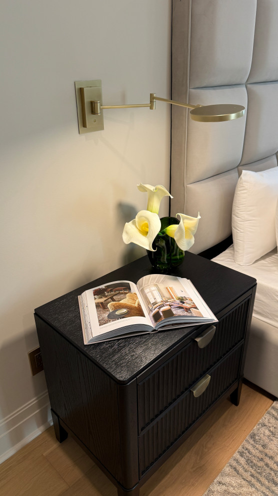 Обложка проекта: Plush Minimalist Bedroom