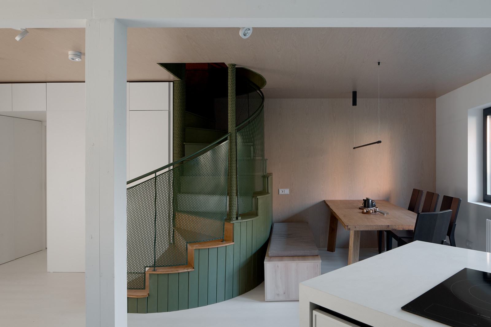 Кухня-гостиная. Разворот на 45 градусов