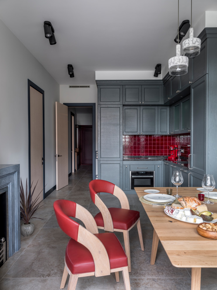 Вдали от глаз/ Out of sight