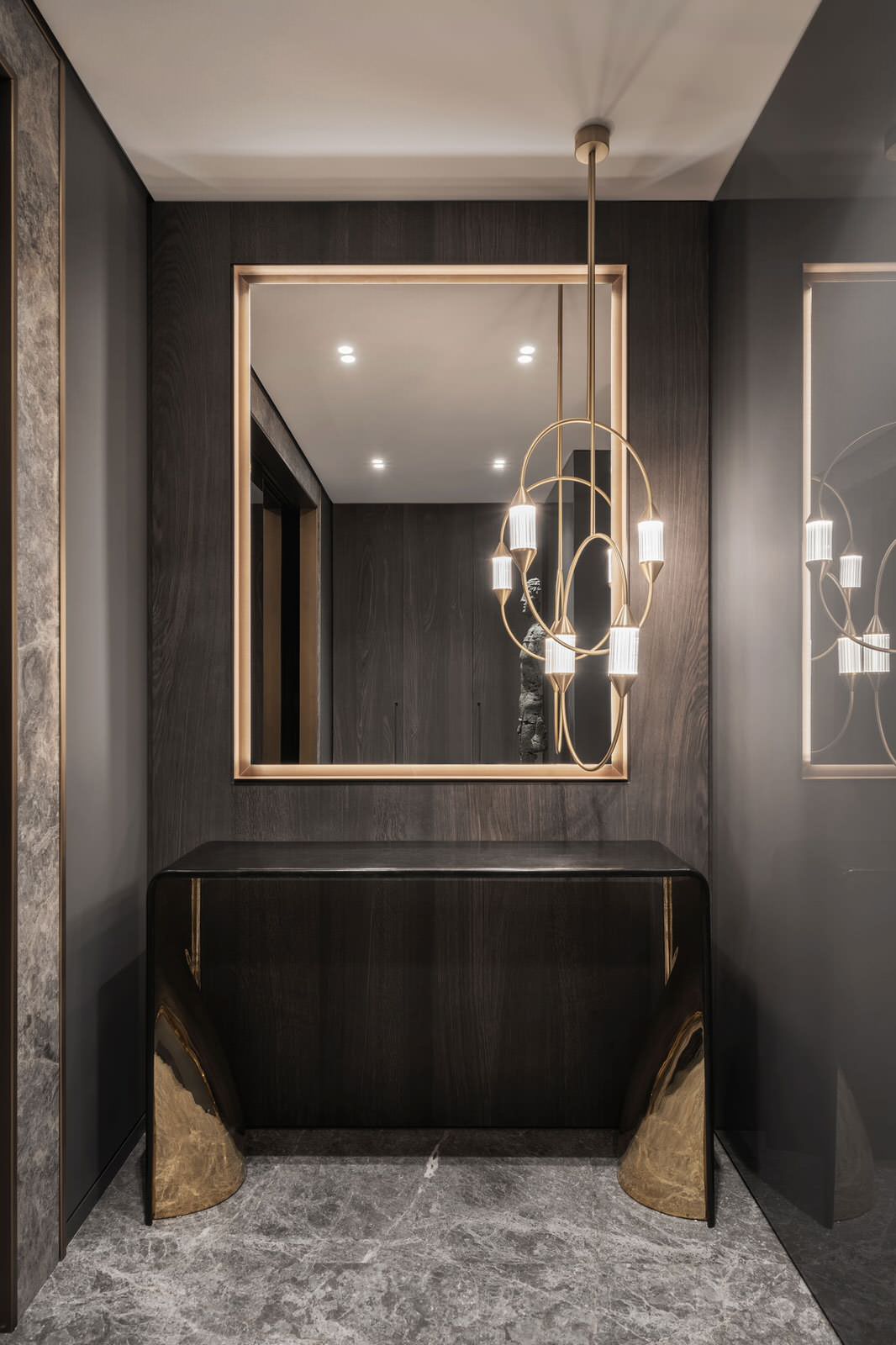 Triumph: eclectic style of stones & metals