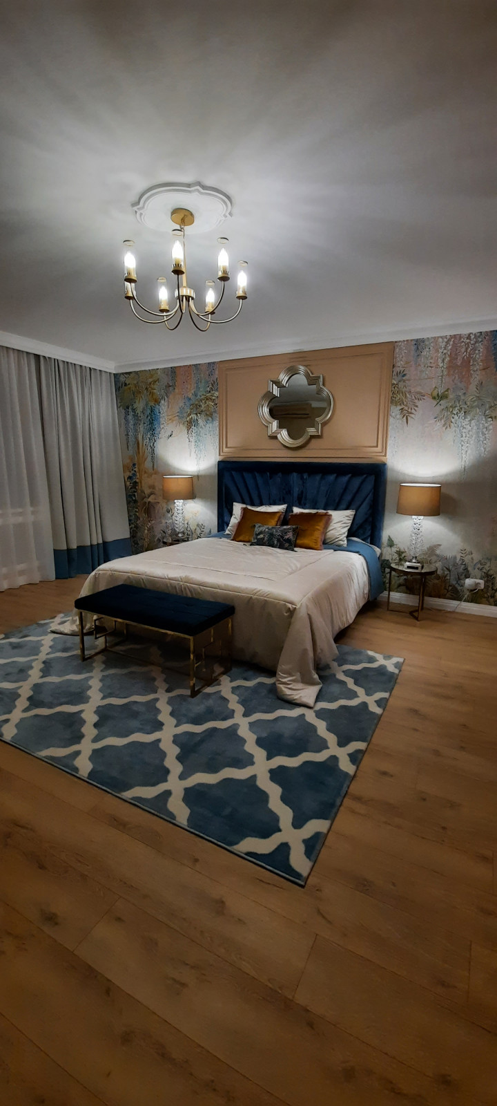 Обложка проекта: Спальня для королевы.