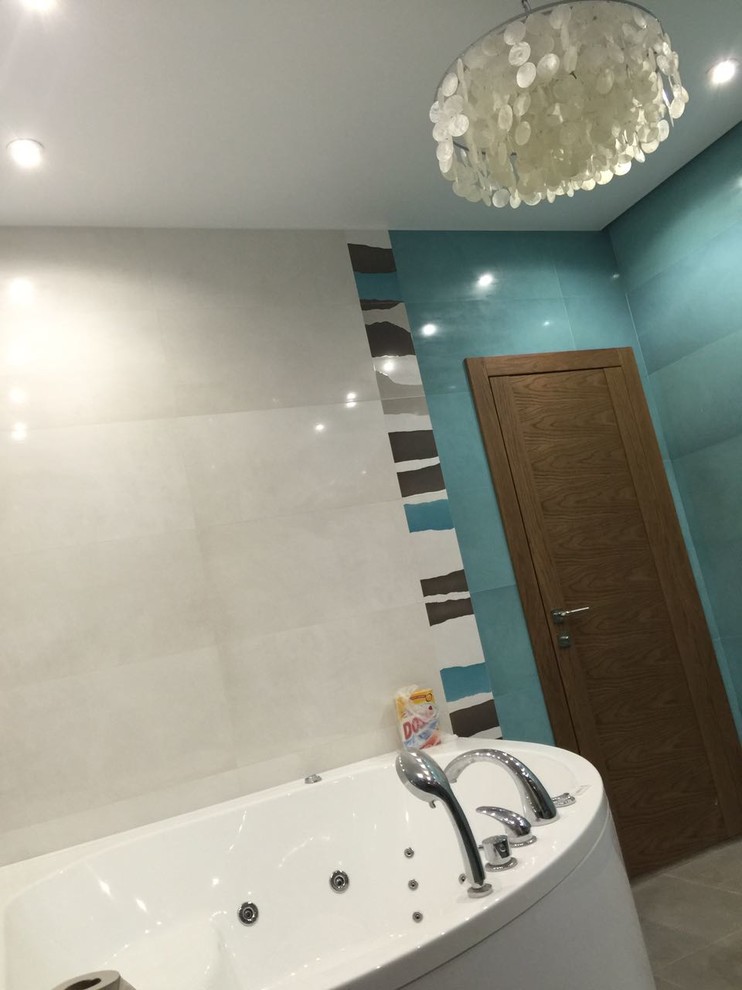 # Ванная для Марии Букатара#