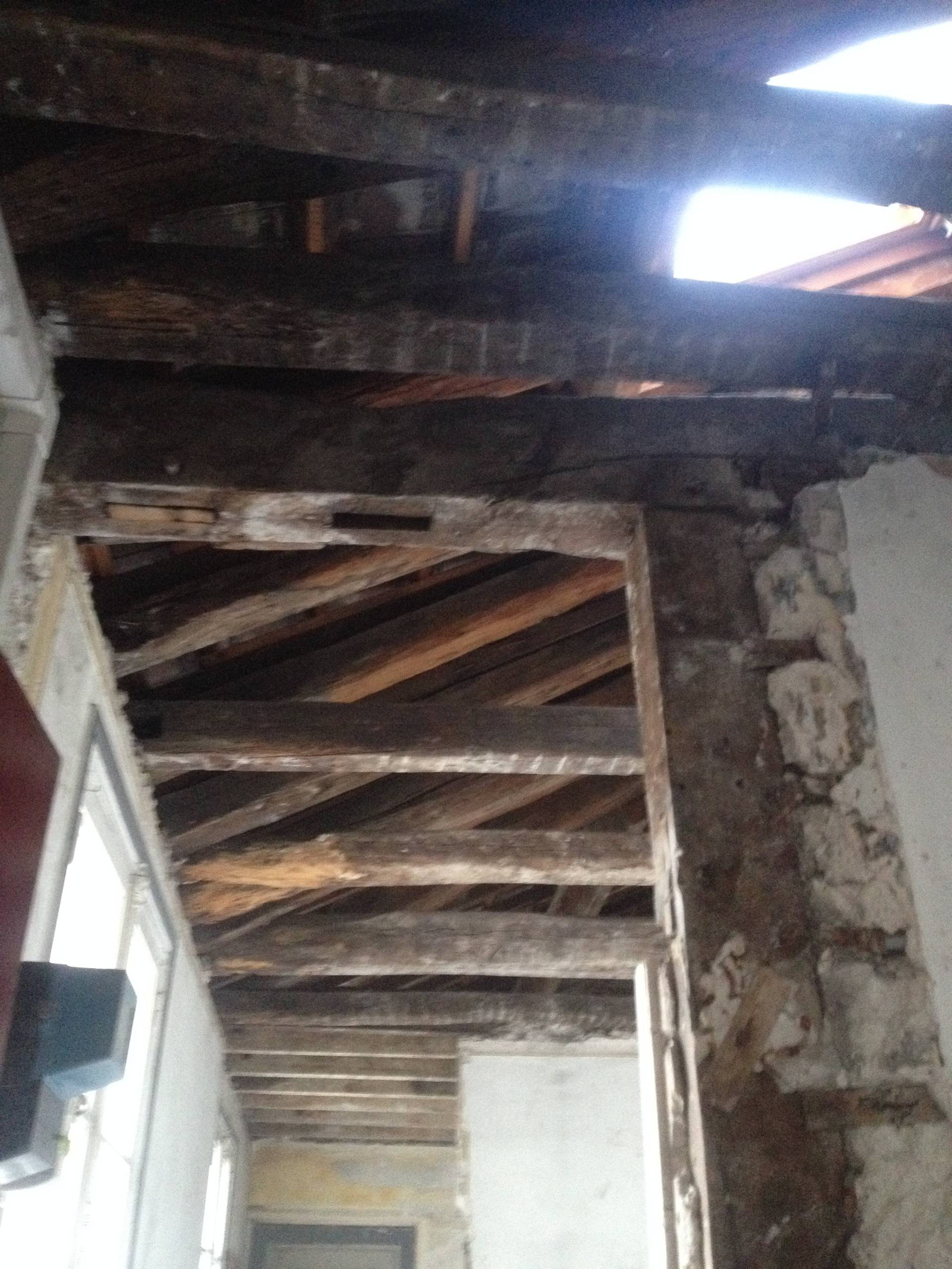 До и после: Маленькая студия в Париже в доме XIX века