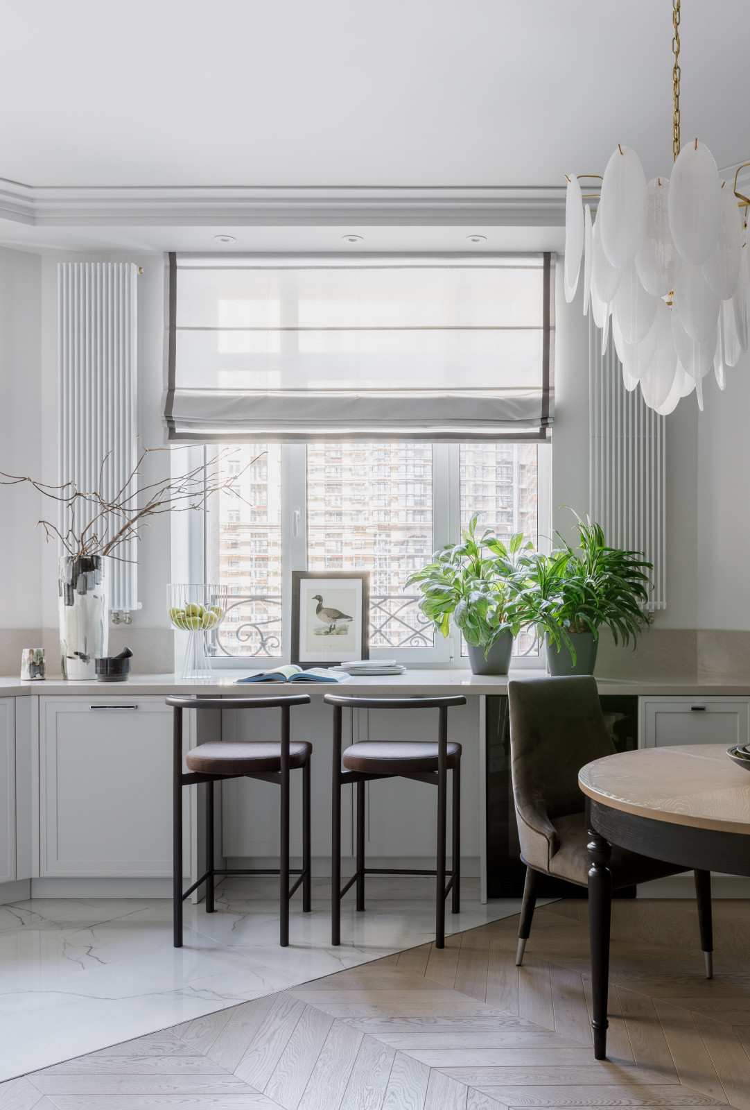 Встроенный стол от IDILLIO