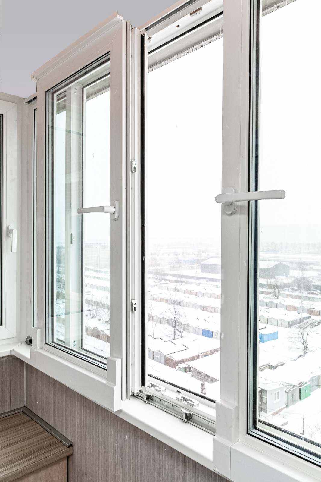 Остекление Балконов и лоджий с отделкой