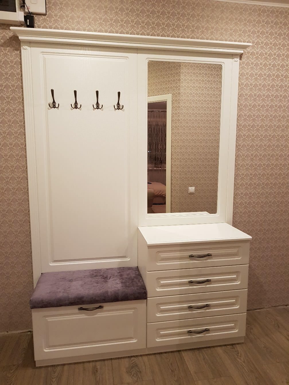 Обложка проекта: Прихожая