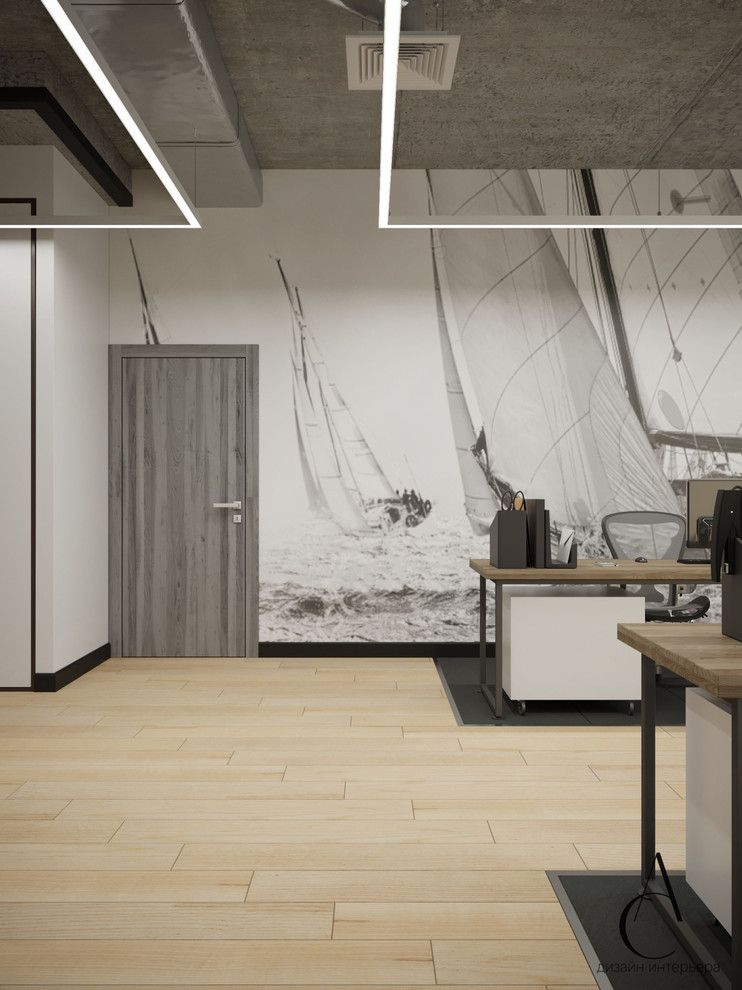 ОФИС ГУБЕРНСКОГО ЯХТ-КЛУБА "КОМАТЕК"