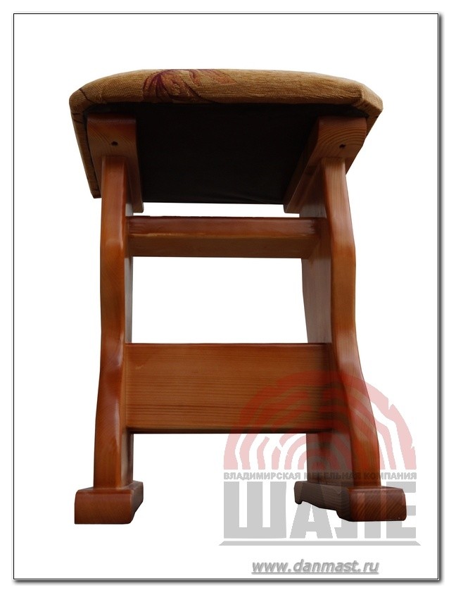 Табуреты из массива