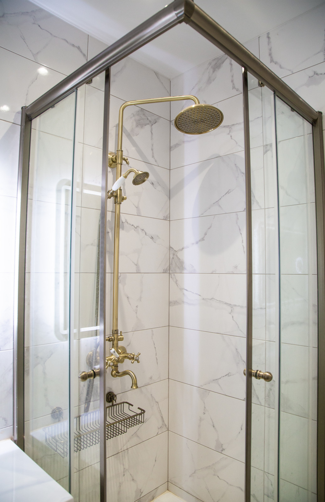 Душевая кабина