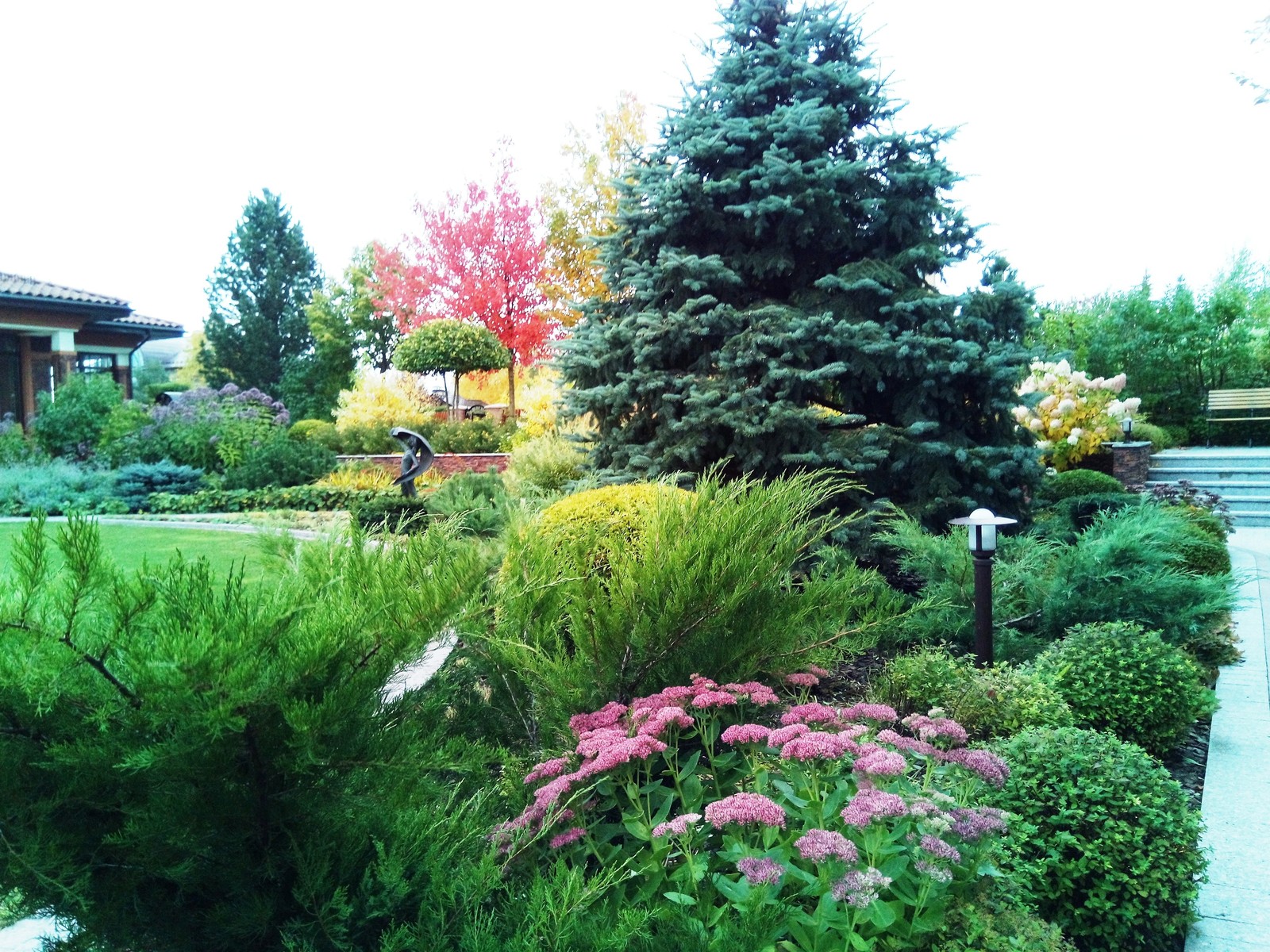 кп "Милениум" - Профессиональный уход за садом - 100% качество!