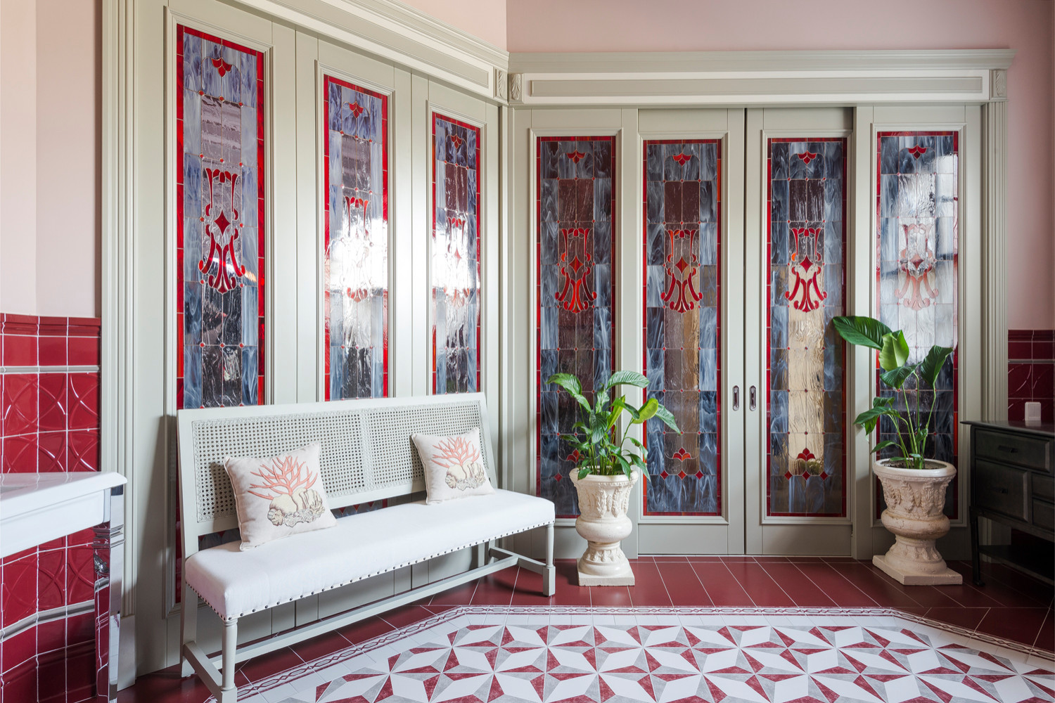 Съемка дома на Новой Риге, 1950 м². Дизайнер Анна Першхайло.