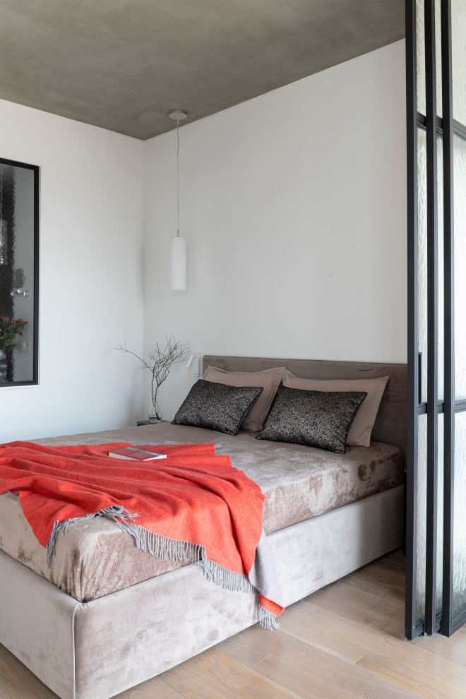 Дизайнер Александра Комарова