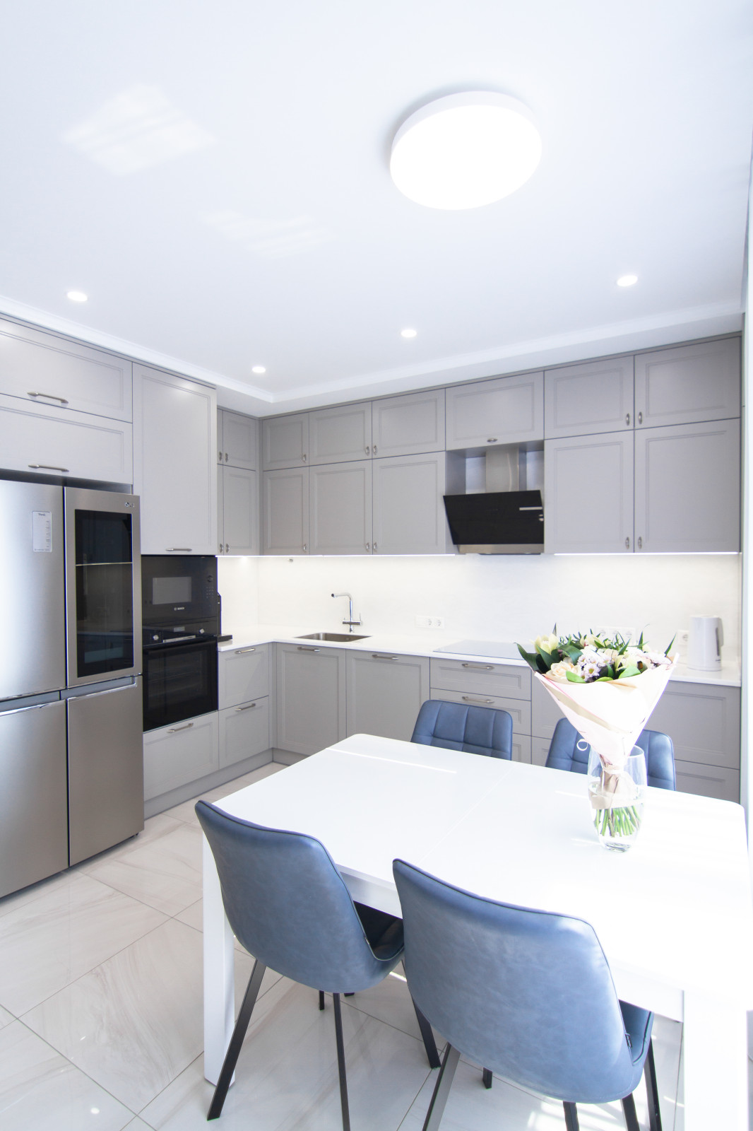 Неоклассика в нежно-кофейном цвете