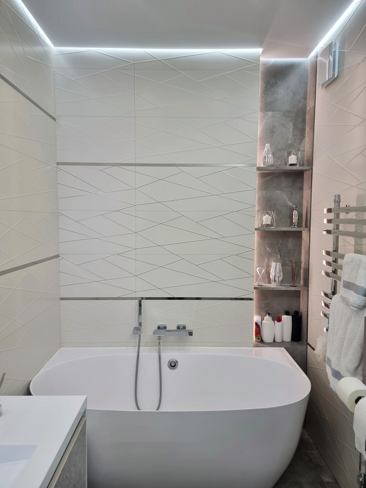 Обложка проекта: Фото реализованной ванной с подсветками