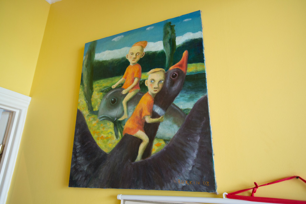 В гостях: Дача в семейной библиотеке для большой семьи