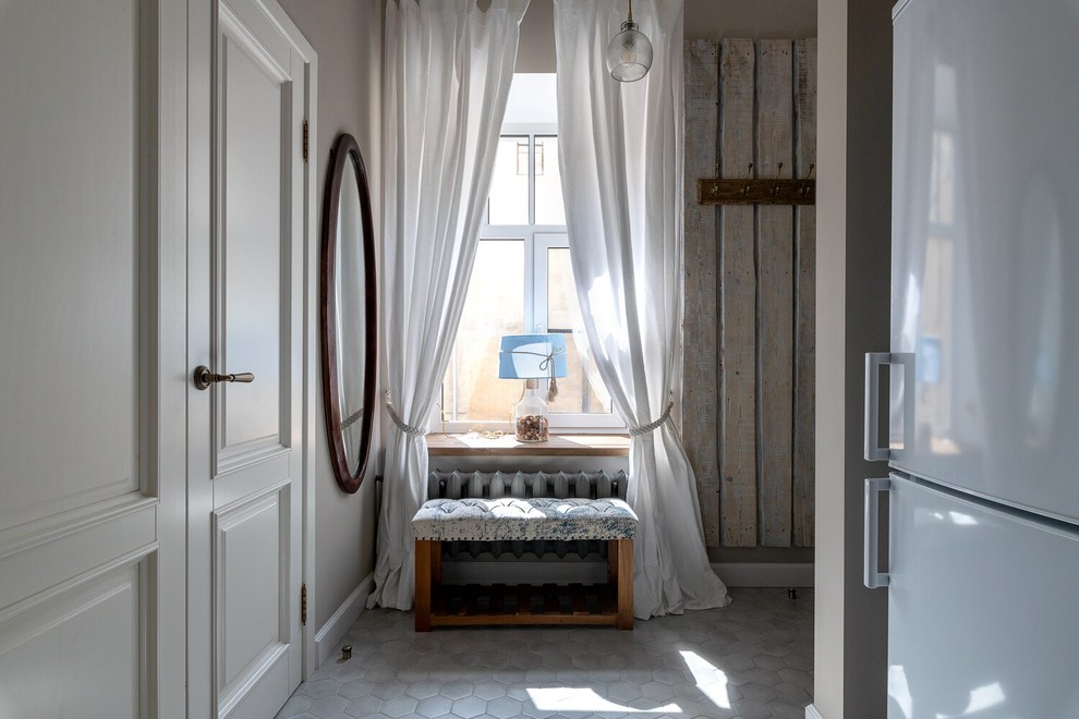 ...И под аркой на Галерной наши тени навсегда...