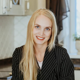 Марина Манжуло