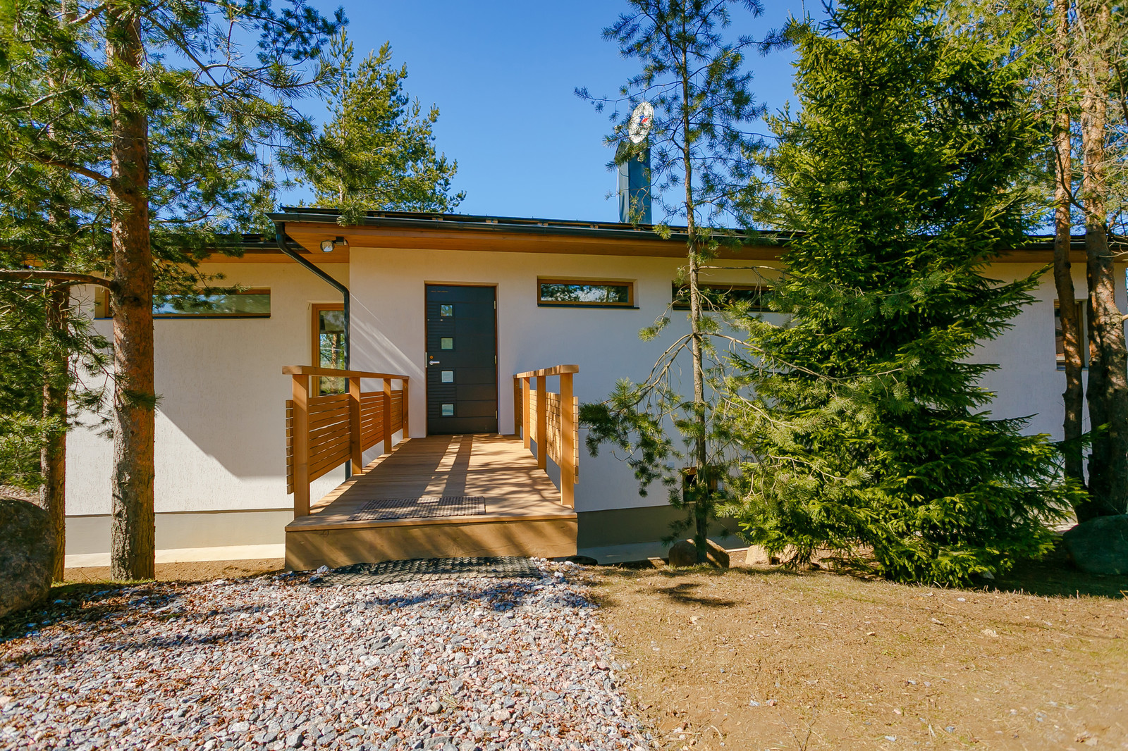 Обложка проекта: Резиденция в пригороде