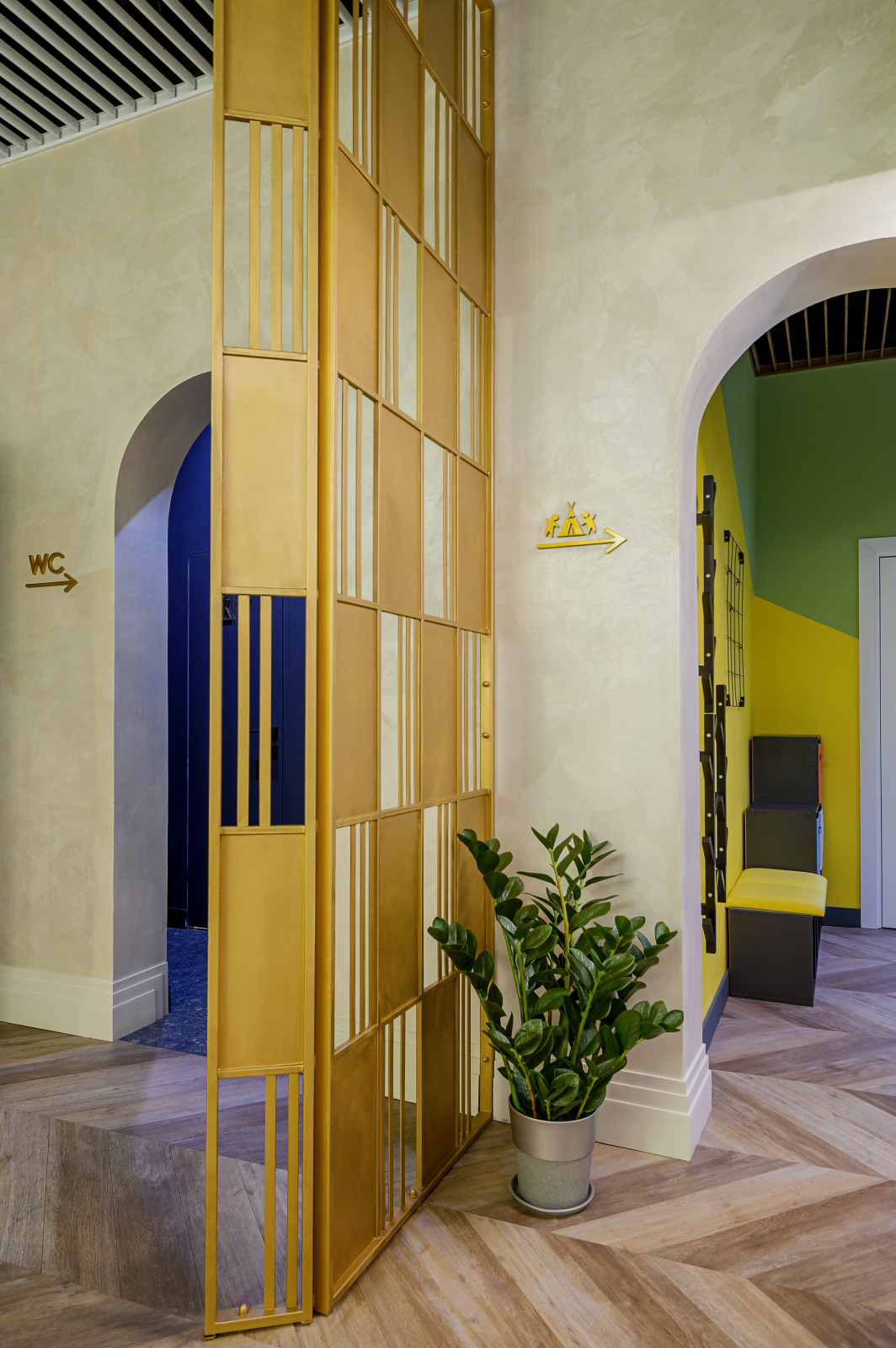 Озеленение ресторана Gravlaks (г. Светлогорск)