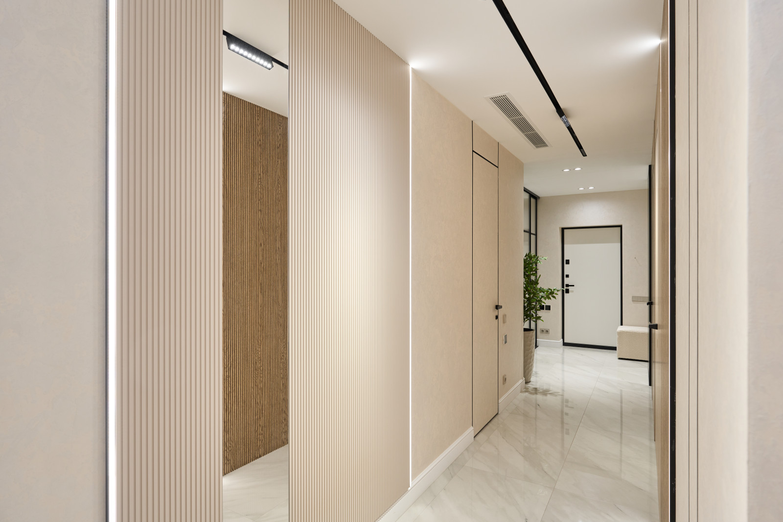 Евро 4к квартира 131 кв.м в ЖК "SKY HOUSE"