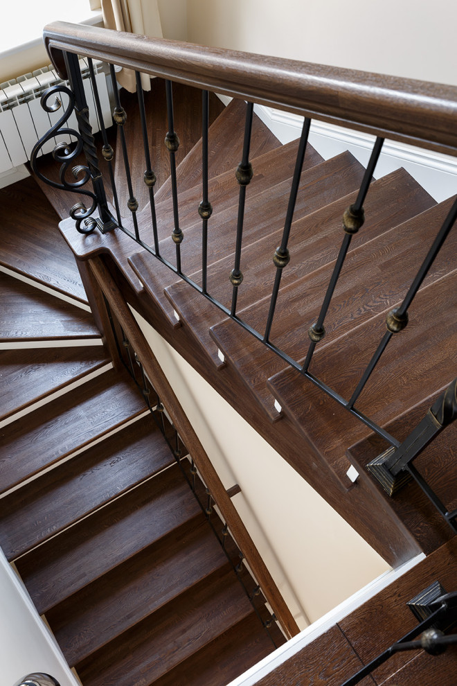 Дом с мастерской