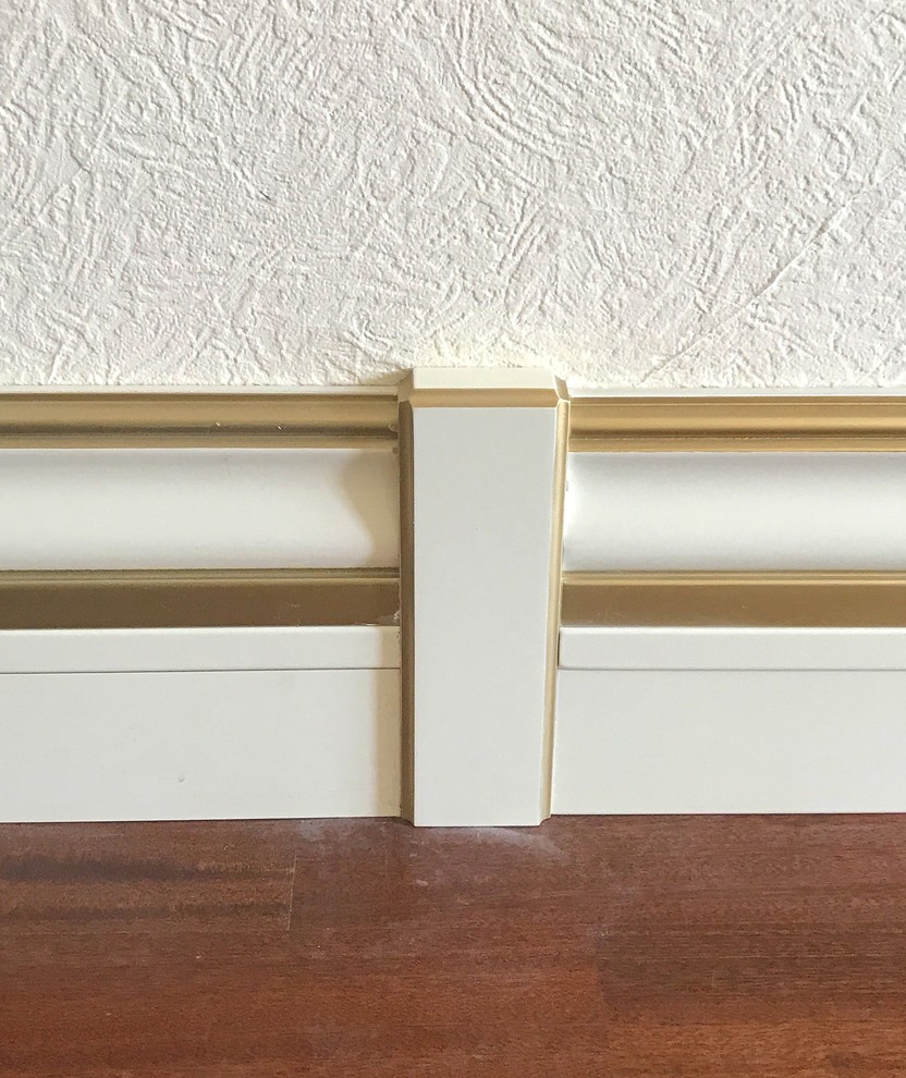 Монтаж плинтуса