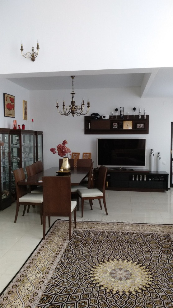 Белый, холодный, бразильский кофе