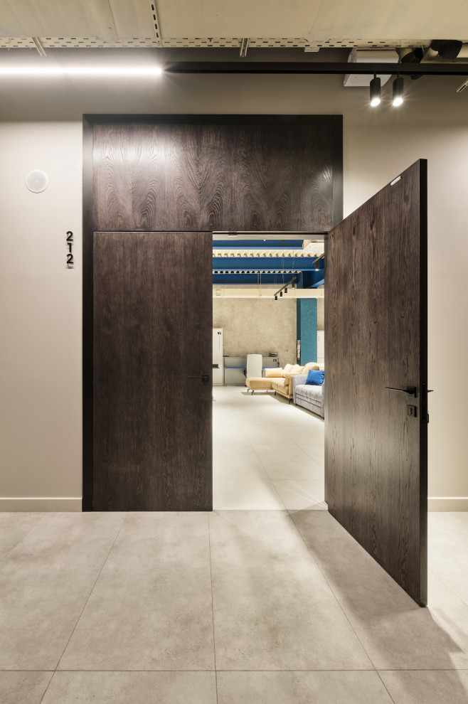 Высокие дубовые двери. 100% массив дуба.