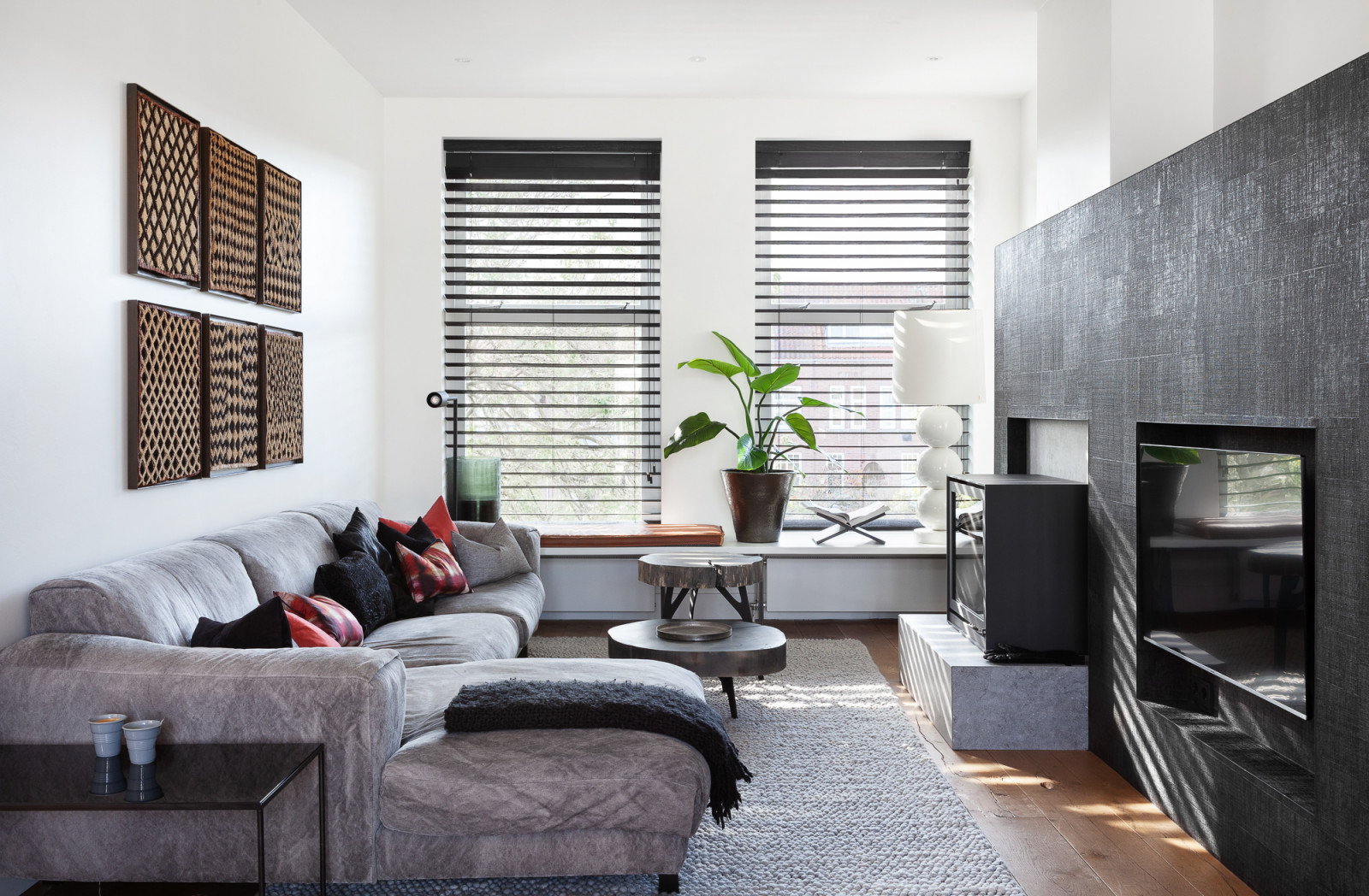 Обложка проекта: Sunny apartment in the Hague