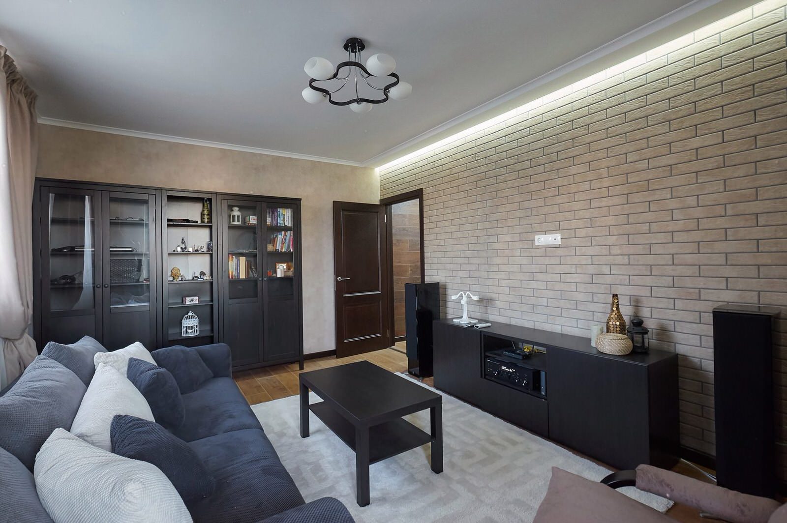 Антон Ковалев