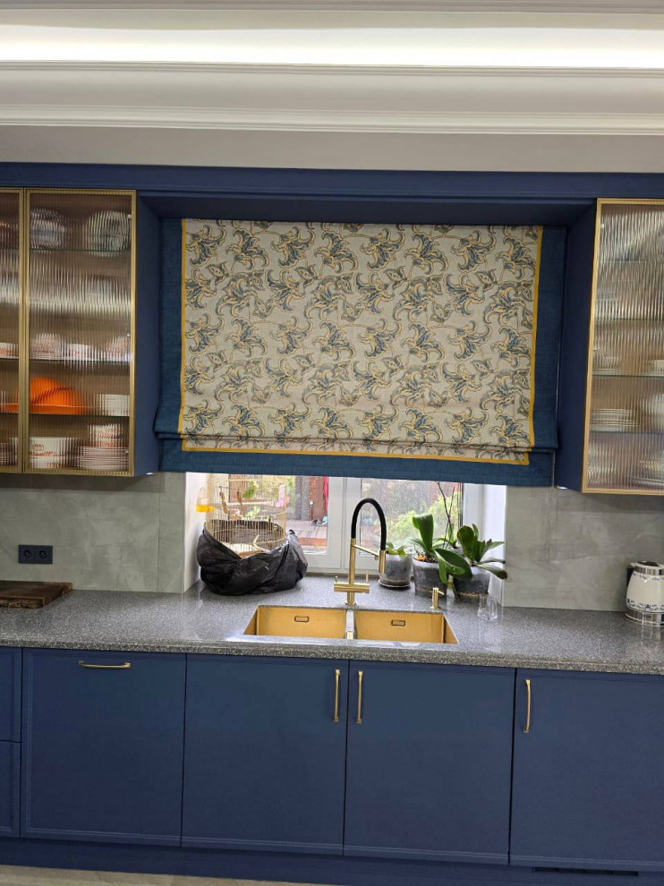 Обложка проекта: Римская штора на кухню, в рамочке