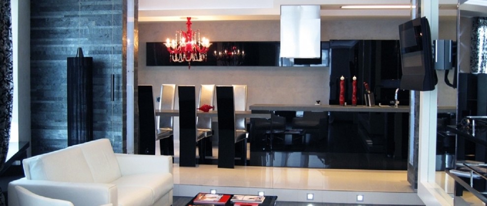 Исполнение в стиле хай-тек