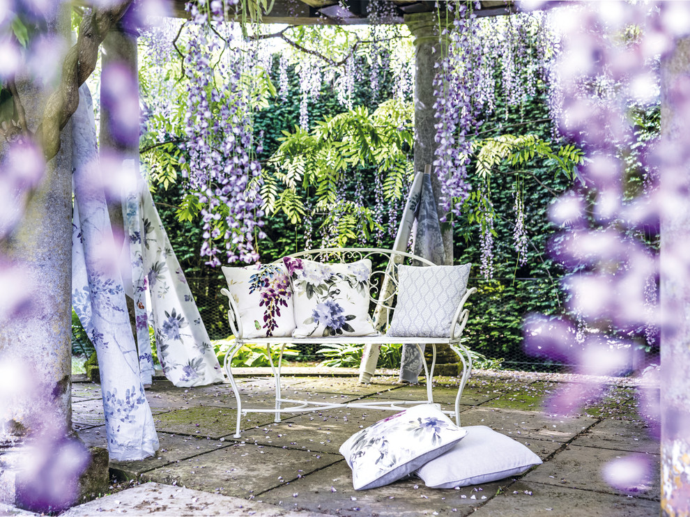 Ткани и обои Waterperry от Sanderson