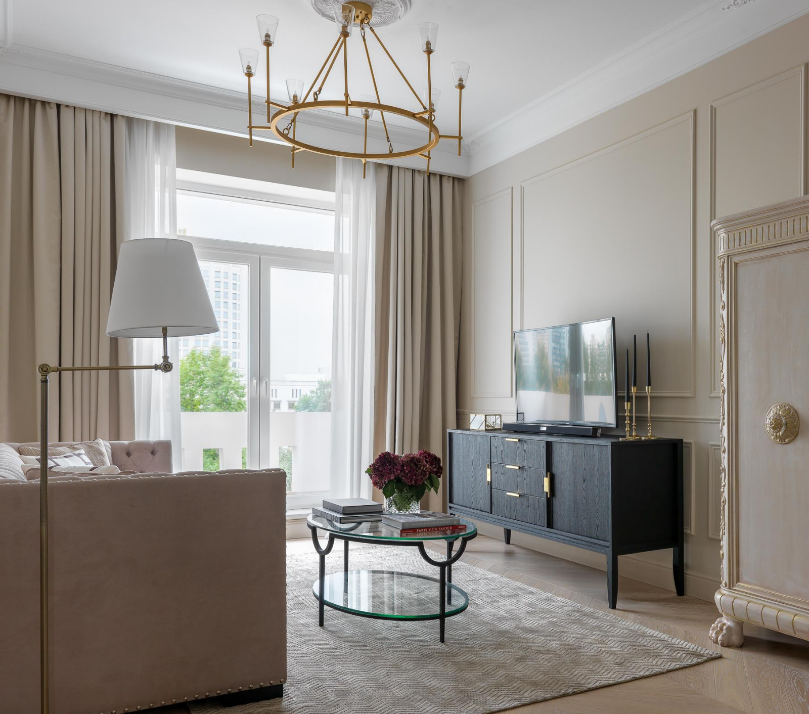 Уголок Франции в центре Москвы