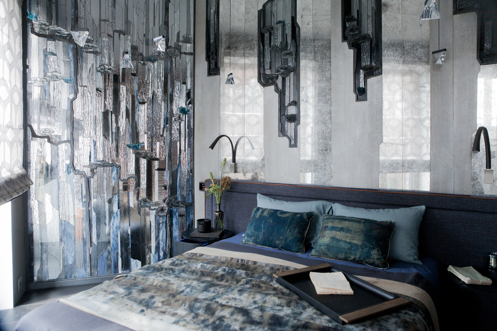 Houzz тур: Интерьер в серых тонах — для интеллектуала