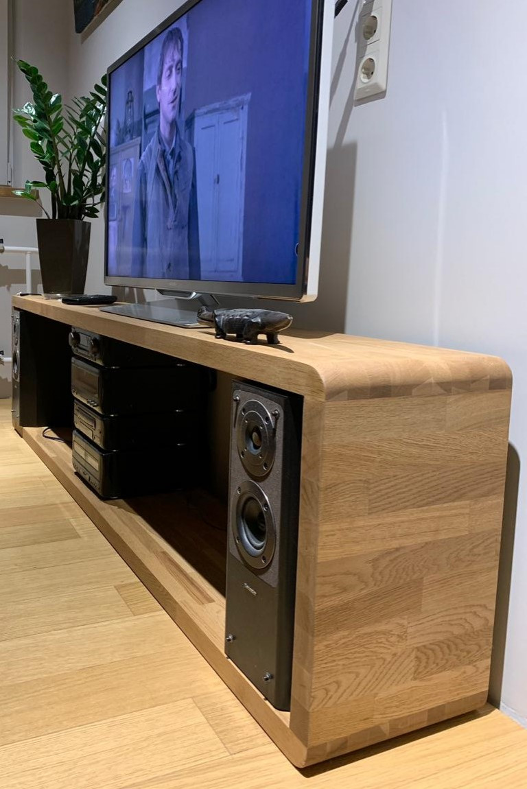 Декоративные изделия из массива натурального дерева