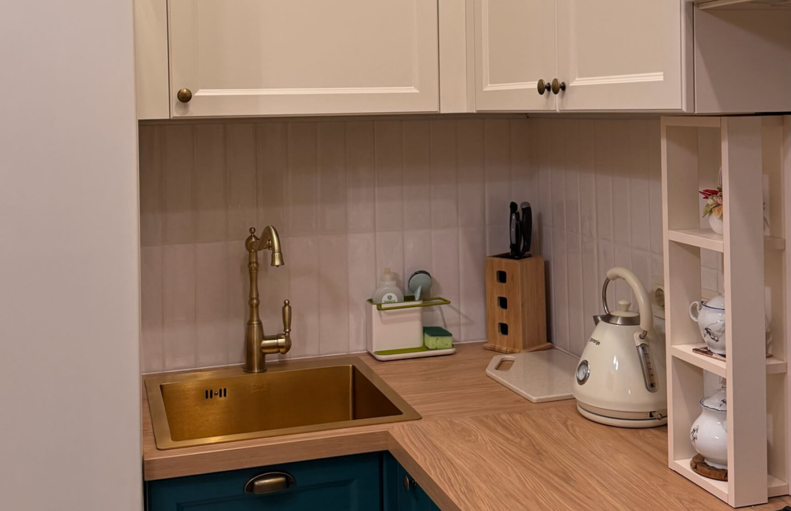 Кухонный гарнитур Хвоя от дизайнера