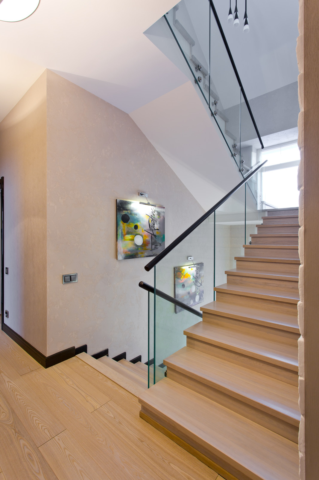 Белее белого: художественная штукатурка в интерьере