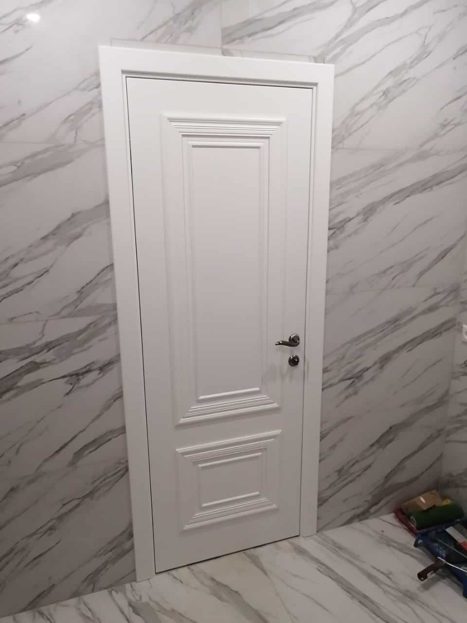Двери в эмали