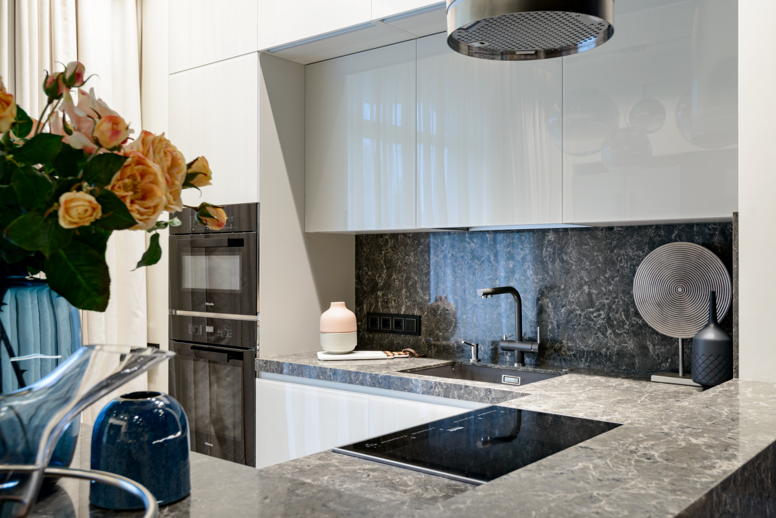 Выбор лучших. Трехкомнатная квартира 125 м.кв.