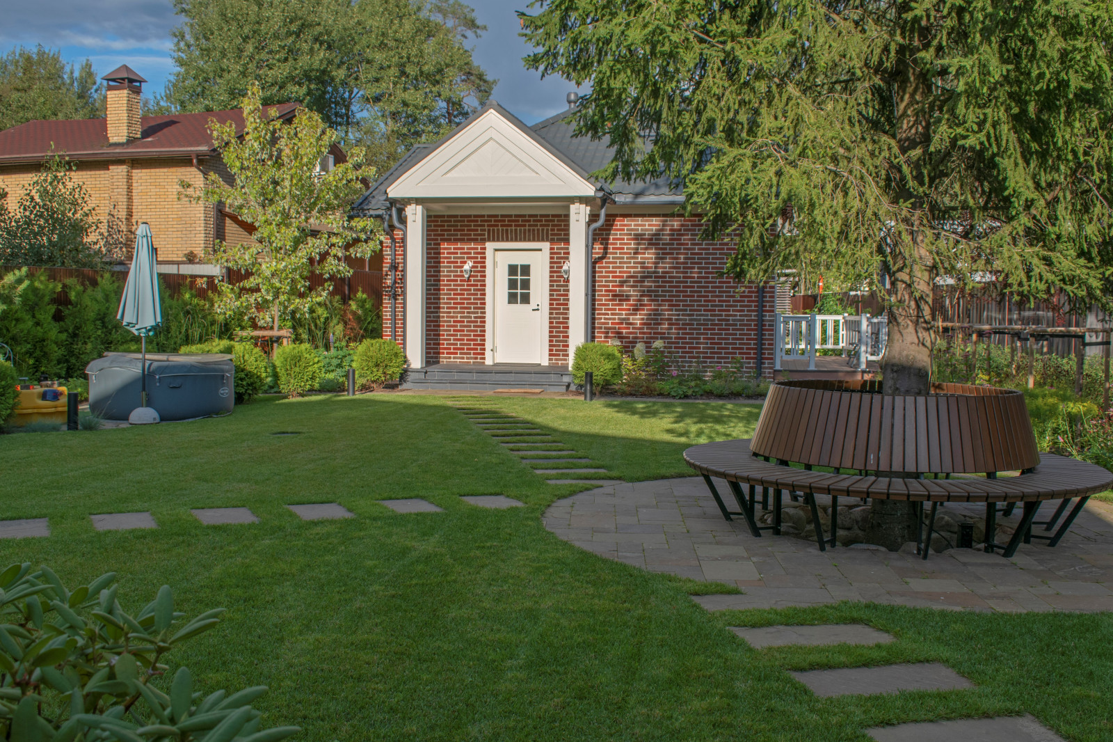 Реализация проекта частного участка в Репино