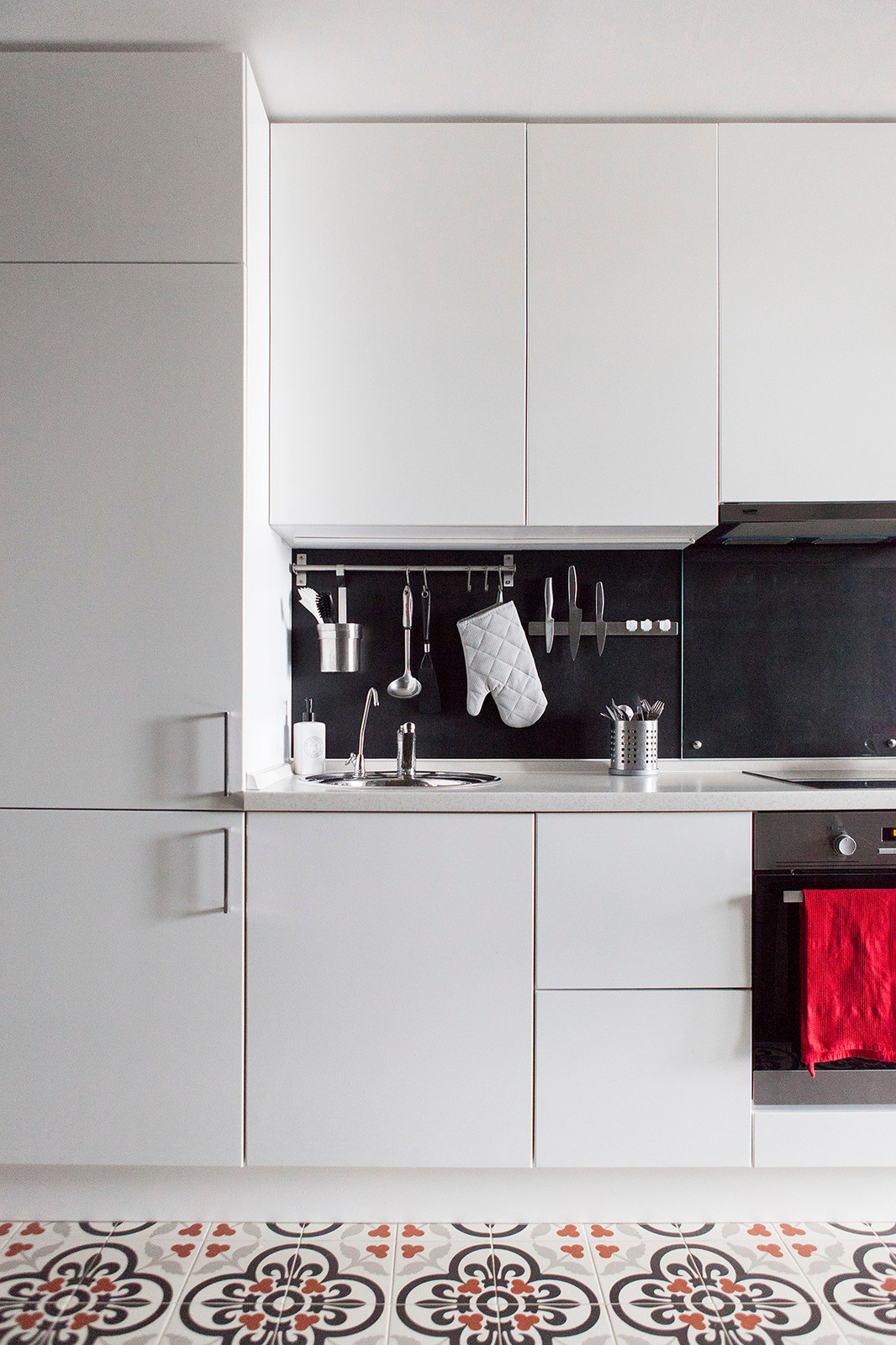 35: кухня в коридоре и спальня в нише