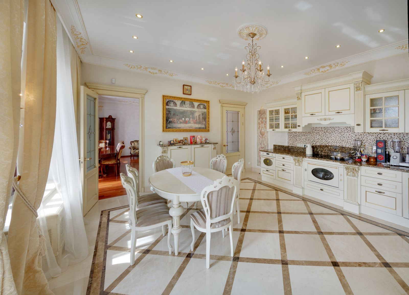 Усадьба в традиционном классическом стиле