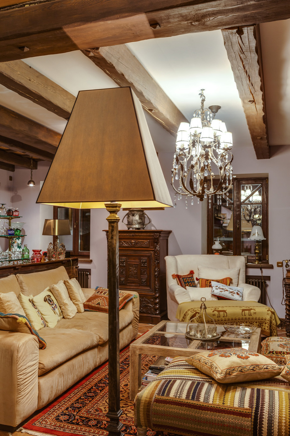 Большой дом шале