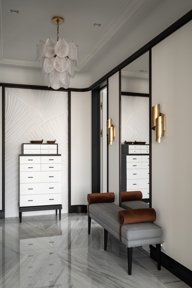 Шикарная квартира с белой мебелью