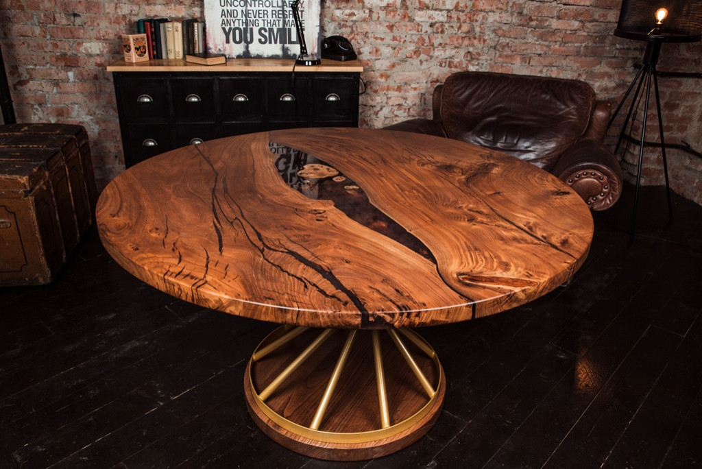 Столы из массива