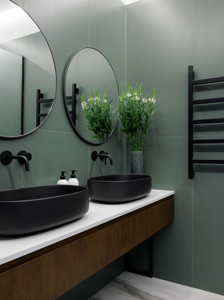 Дизайн современной квартиры с бордовыми акцентами в ЖК "Притяжение" - 146 м2