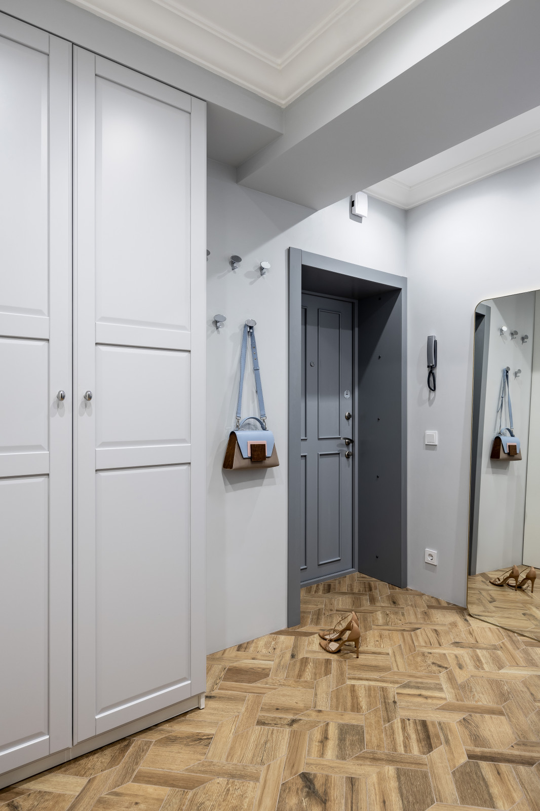 Chic interior for young couple