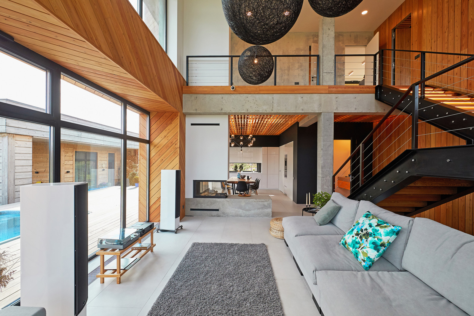 Интерьер дома в современном стиле