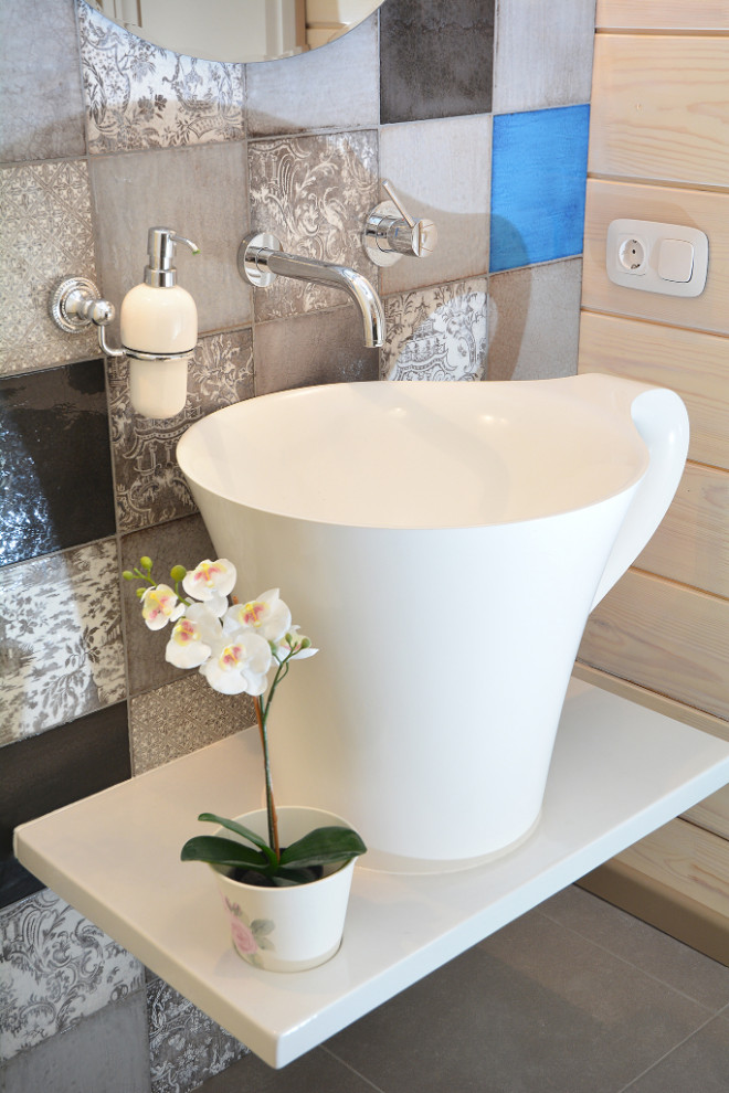 Обложка проекта: Планировка и дизайн интерьера двухэтажного дома